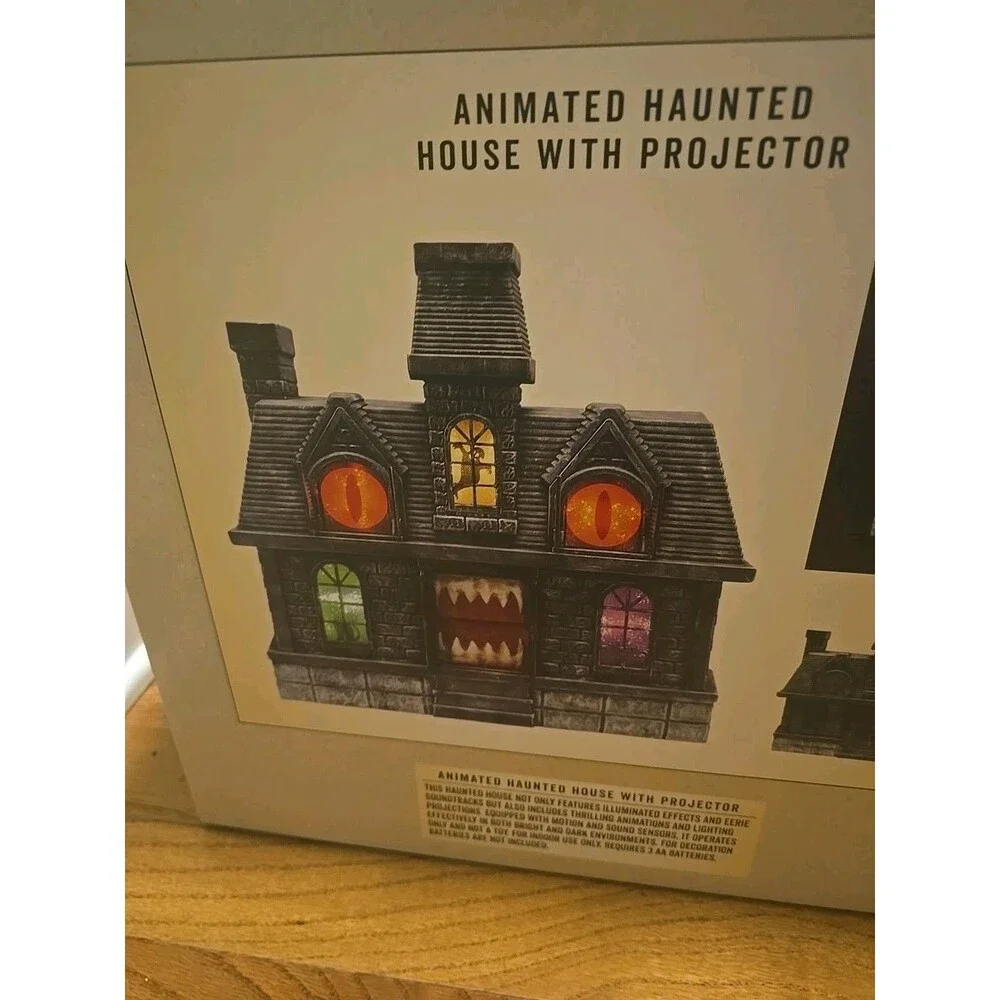 2025 Cracker Barrel Halloween Haunted House Projection Lights, Sound Eyes Teeth